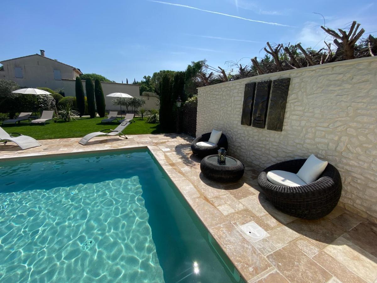 Mas Beau Soleil&Spa Gîtes de Charme avec Jacuzzi Privé Saint-Rémy-de-Provence Exterior foto
