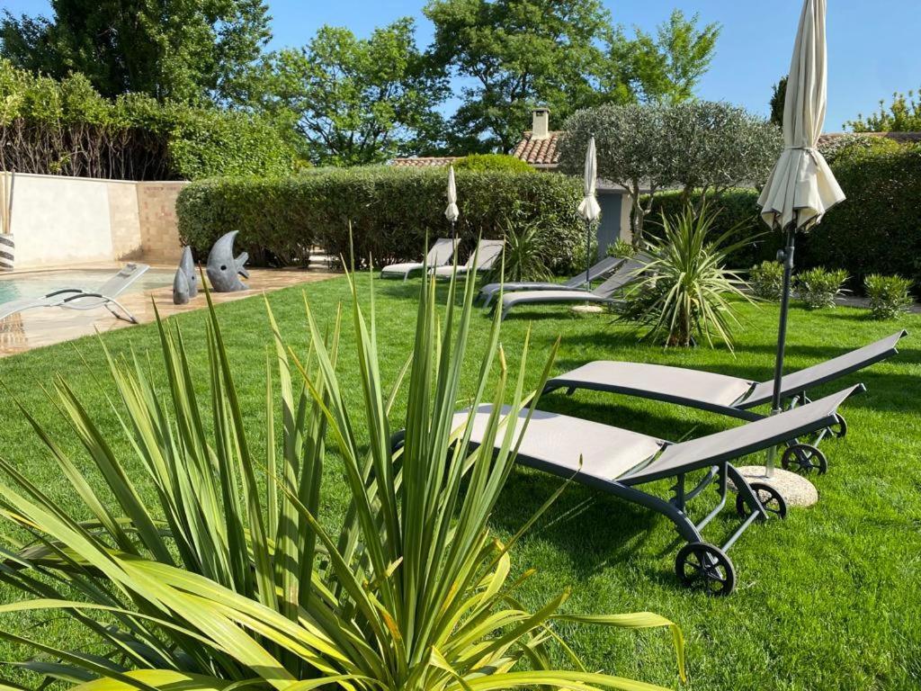Mas Beau Soleil&Spa Gîtes de Charme avec Jacuzzi Privé Saint-Rémy-de-Provence Exterior foto