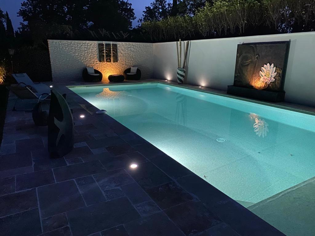 Mas Beau Soleil&Spa Gîtes de Charme avec Jacuzzi Privé Saint-Rémy-de-Provence Exterior foto