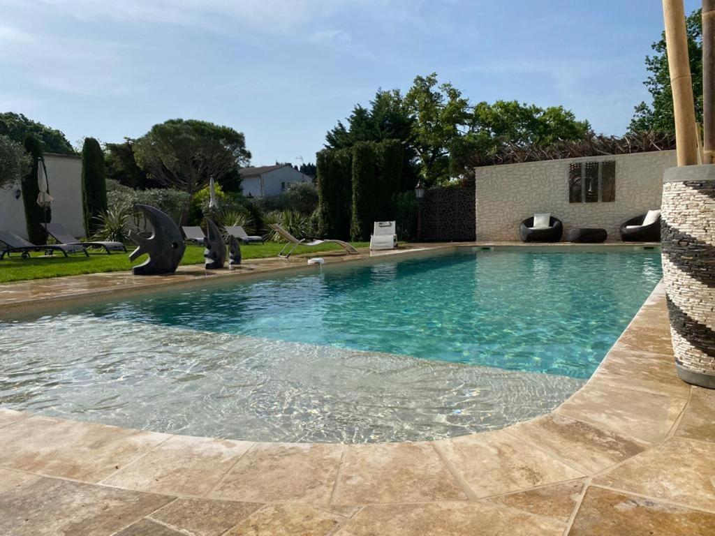 Mas Beau Soleil&Spa Gîtes de Charme avec Jacuzzi Privé Saint-Rémy-de-Provence Exterior foto