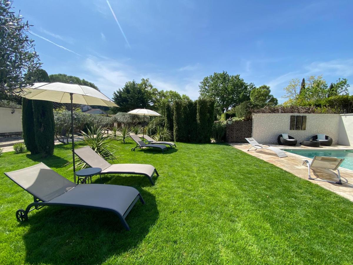 Mas Beau Soleil&Spa Gîtes de Charme avec Jacuzzi Privé Saint-Rémy-de-Provence Exterior foto