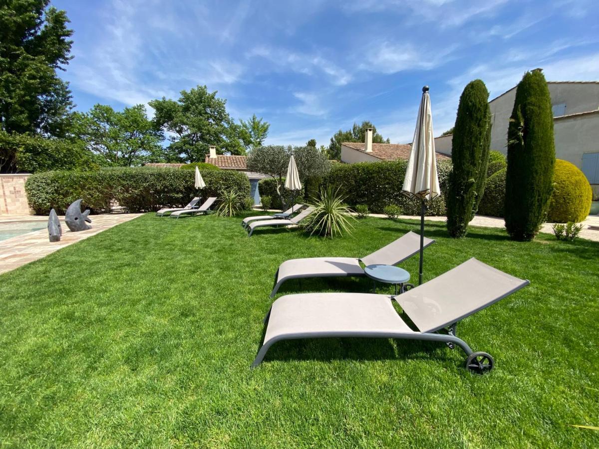 Mas Beau Soleil&Spa Gîtes de Charme avec Jacuzzi Privé Saint-Rémy-de-Provence Exterior foto