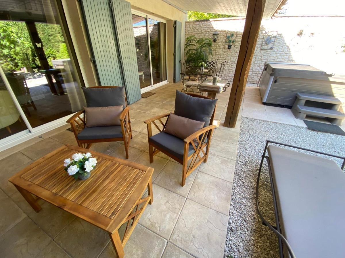 Mas Beau Soleil&Spa Gîtes de Charme avec Jacuzzi Privé Saint-Rémy-de-Provence Exterior foto